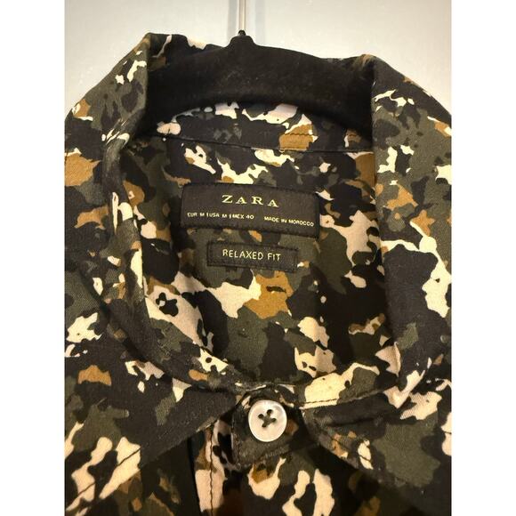 ZARA Relaxed Fit Abstract Print Button-Down Shirt – Size M - Picture 2 of 5